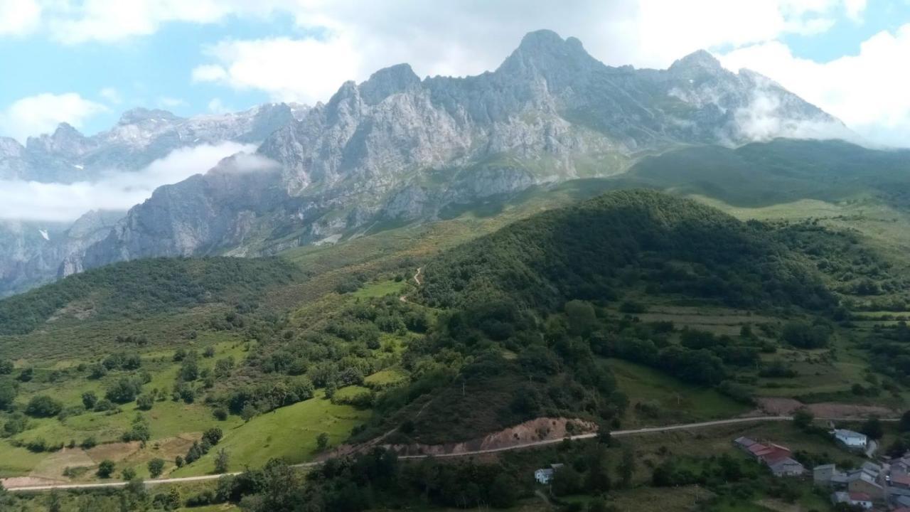Casa Rural Pambuches Soto De Valdeon Luaran gambar